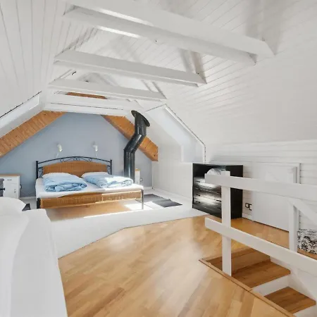 Apartment Dagne - 400m From The Sea In Bornholm By Interhome *